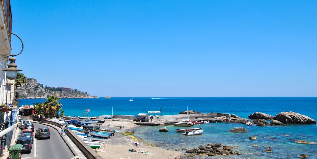 Taorminaxos Wonderful Seaview Leilighet Giardini Naxos Eksteriør bilde